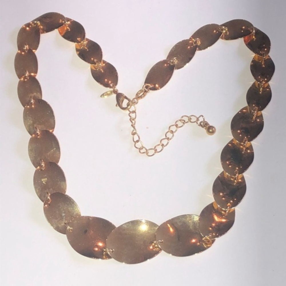 Avon Gold Tone Vintage Retro Link Statement Necklace